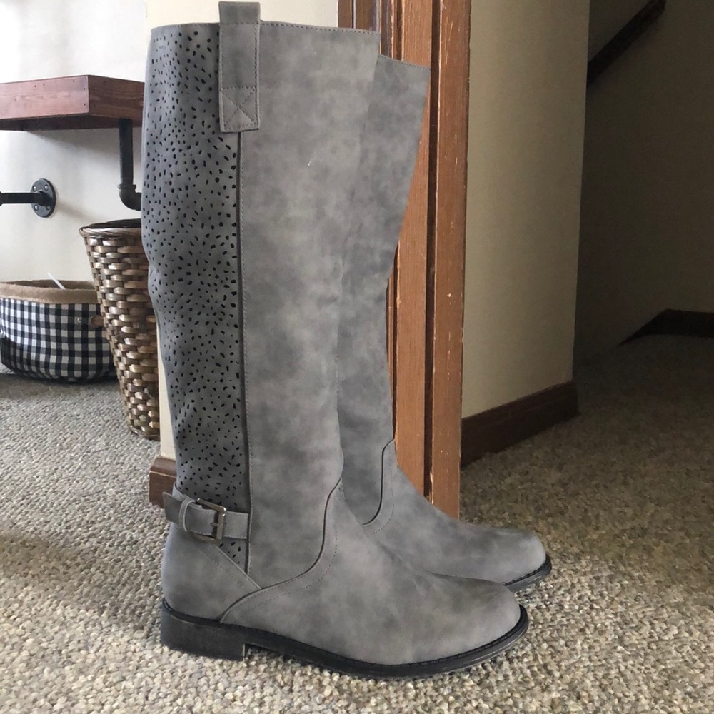 Tall Gray Boots size 8.5